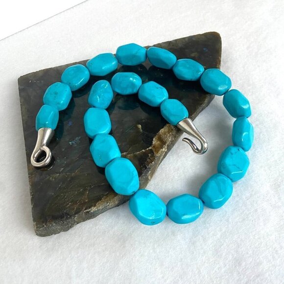 Sterling Silver 925 Southwest Style Chunky Beaded Dyed Turquoise Necklace 17.5" - Picture 5 of 16